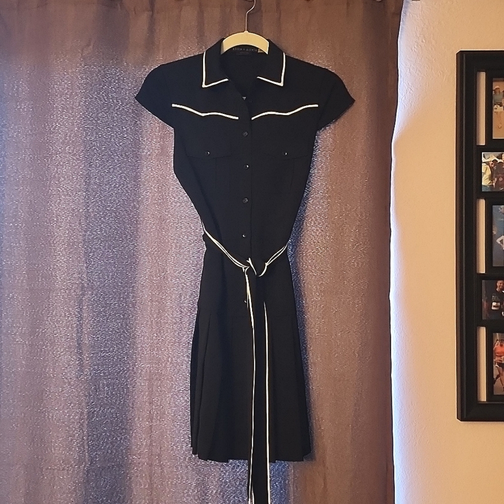 Alice + Olivia Employed sz 0